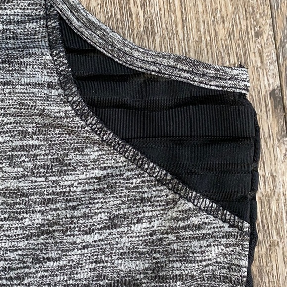 Marika grey and black tank - Picture 3 of 6